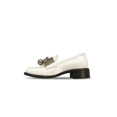 PRADA BRUSHED LEATHER LOAFERS WITH METAL DETAILS 1D981N PRADA BRUSHED LEATHER LOAFERS WITH METAL DETAILS 1D981N